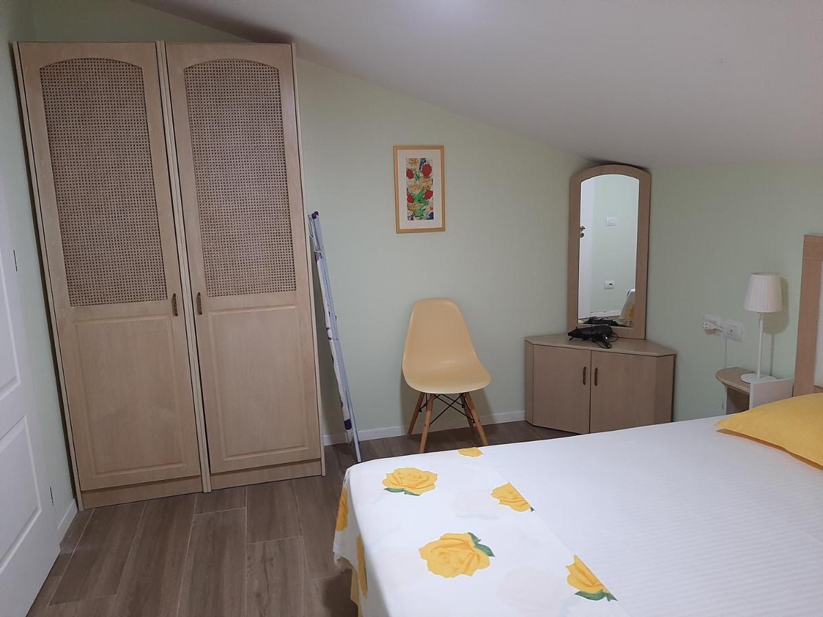 Villa Leyland Голем Екстериор снимка