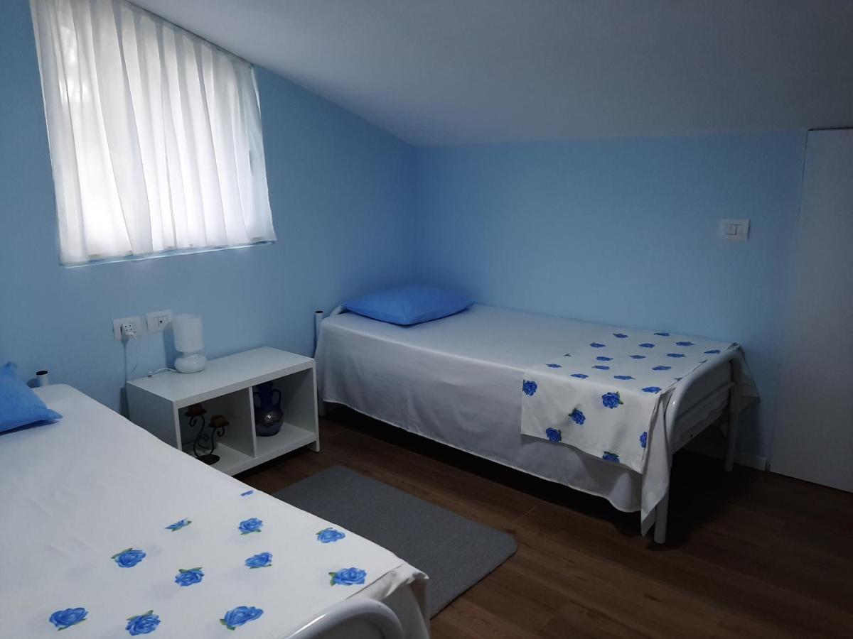Villa Leyland Голем Екстериор снимка
